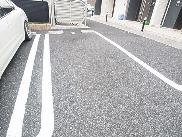 22/30 駐車場