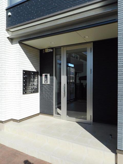 14/20 エントランス