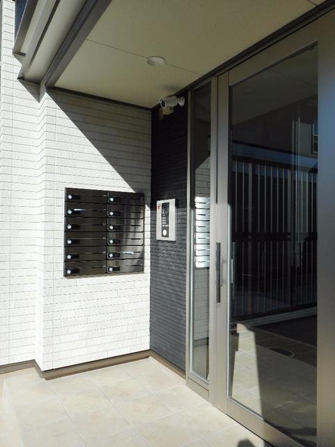 14/20 エントランス