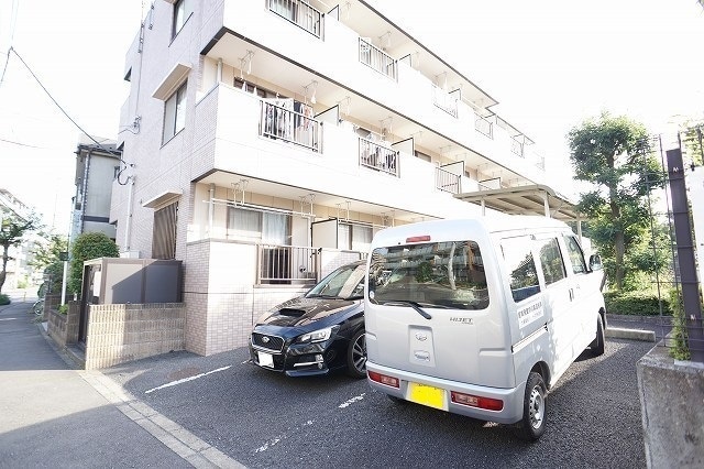 2/11 駐車場