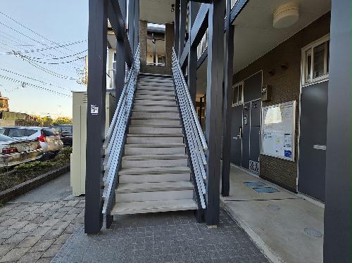 14/22 エントランス