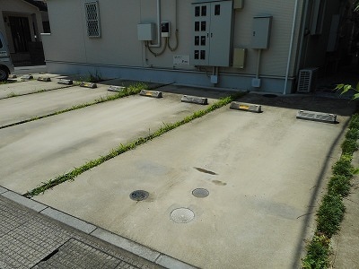 22/28 エントランス