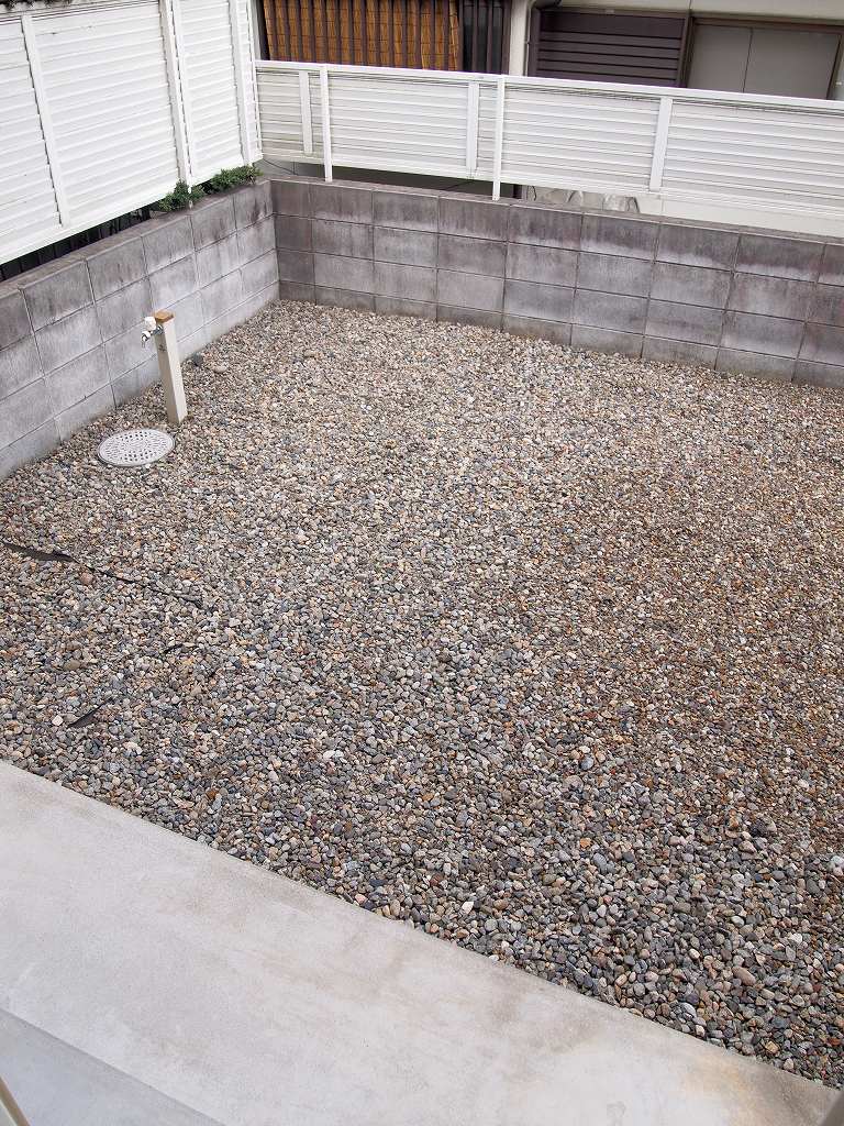 14/22 バルコニー