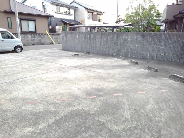 2/8 駐車場