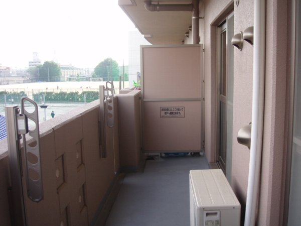 17/28 バルコニー