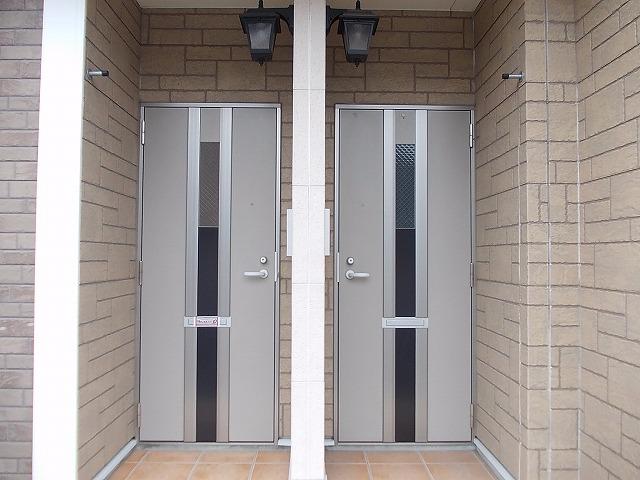 14/20 エントランス