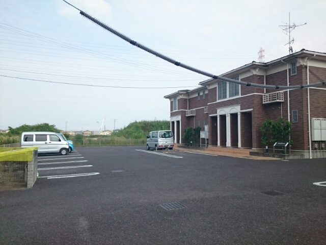 2/10 駐車場
