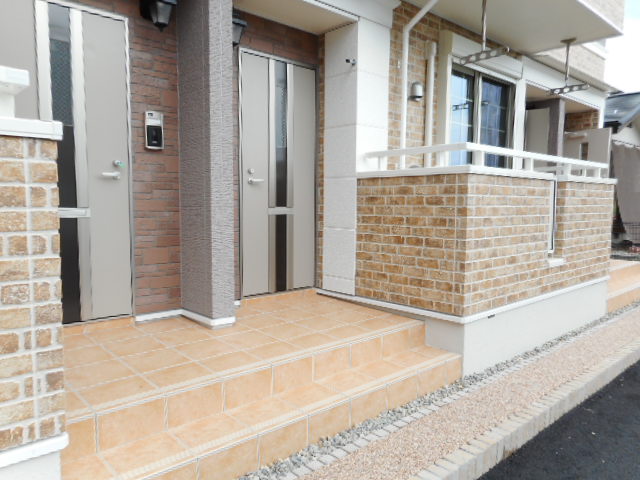 14/20 エントランス