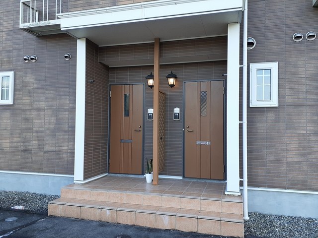 14/20 エントランス