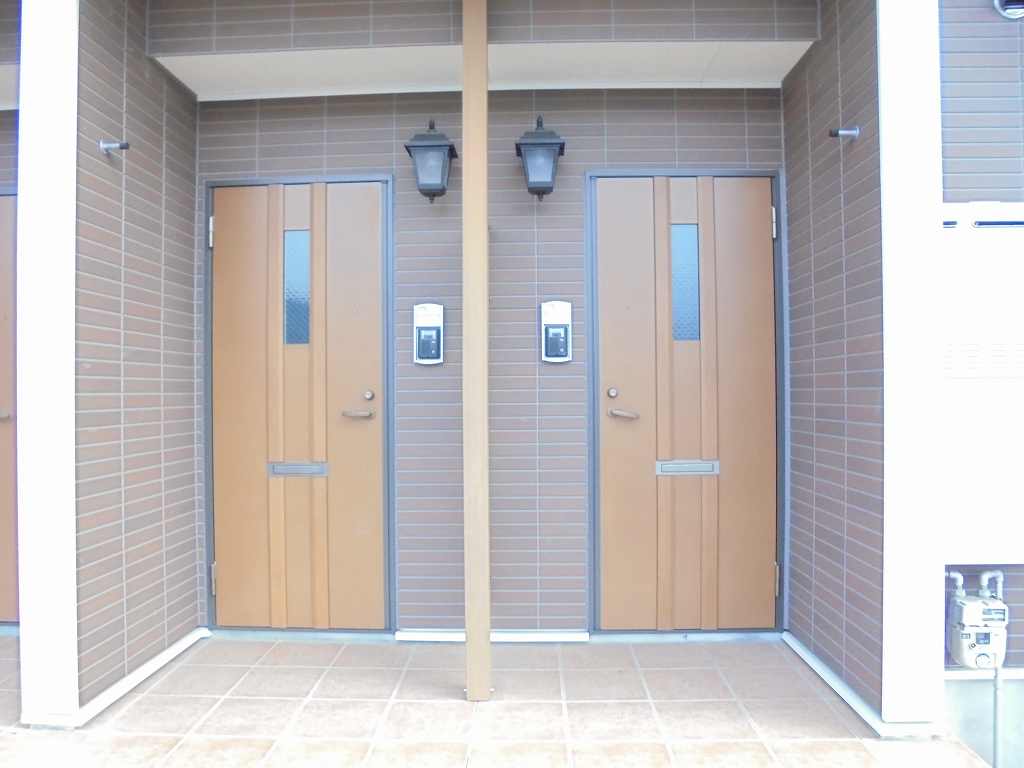 13/20 エントランス