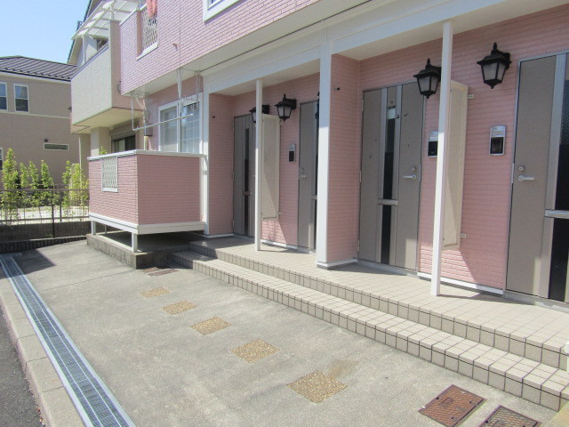 14/20 エントランス