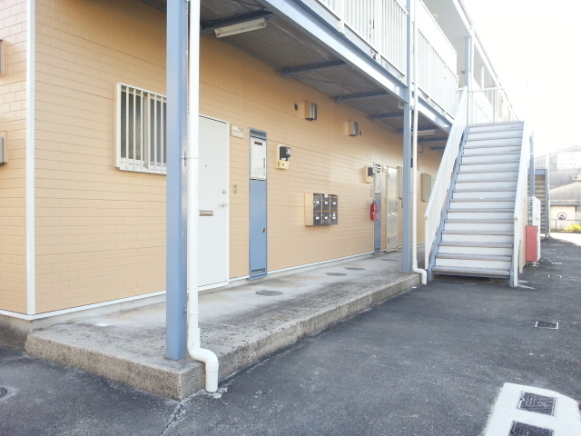 13/21 エントランス