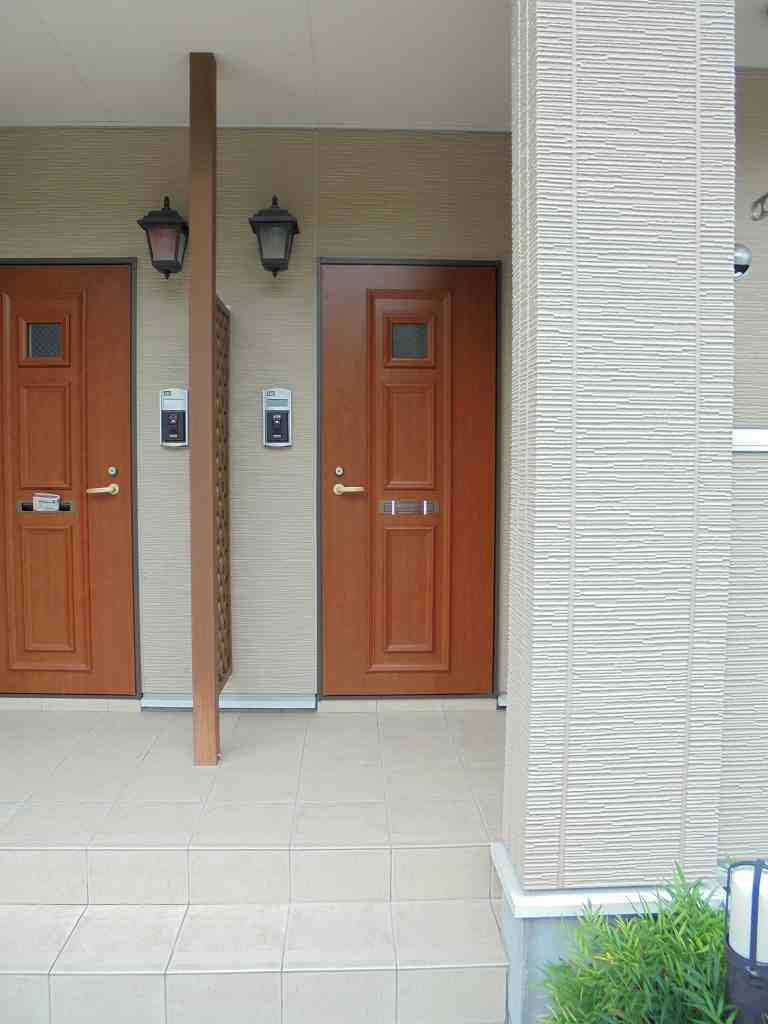 14/20 エントランス