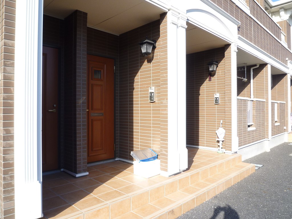 13/19 エントランス