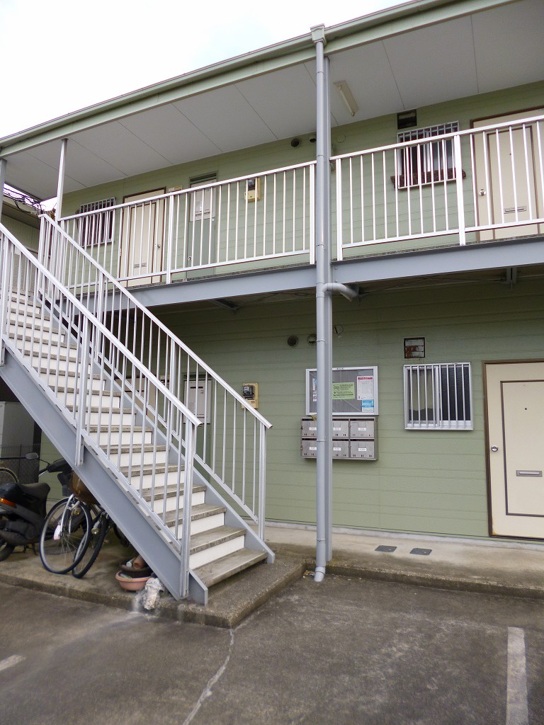 15/22 エントランス