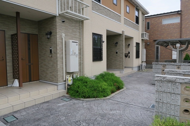 14/20 エントランス