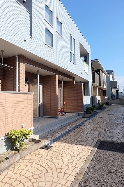 14/20 エントランス