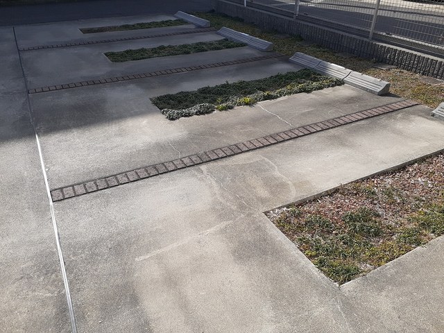 14/21 駐車場