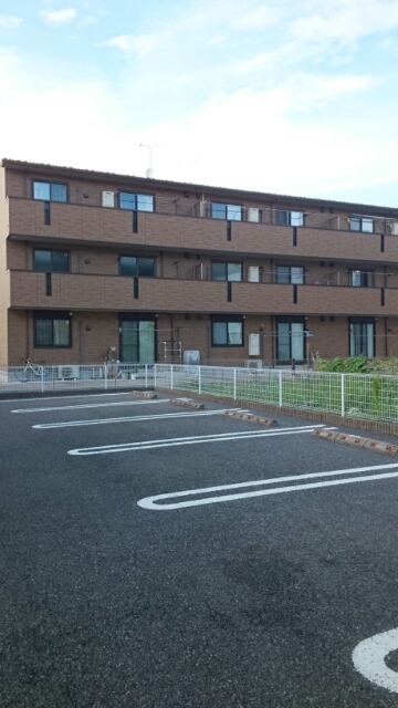 20/29 駐車場