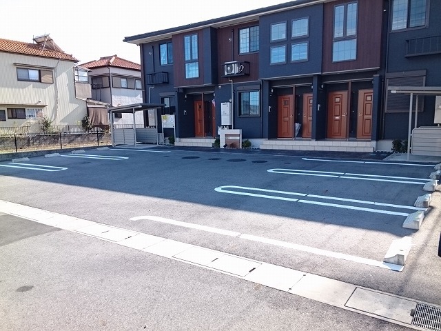 15/23 駐車場