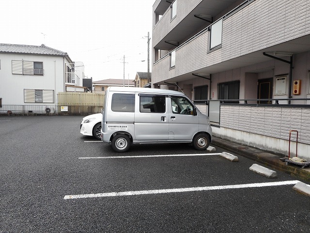 16/22 駐車場