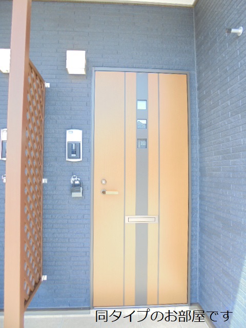 14/21 エントランス