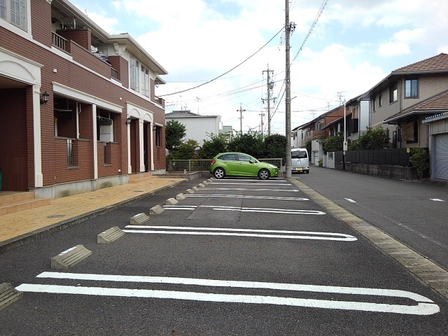 15/22 駐車場