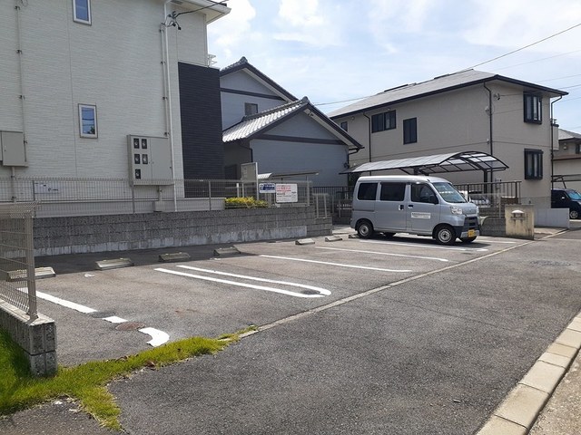 14/20 駐車場