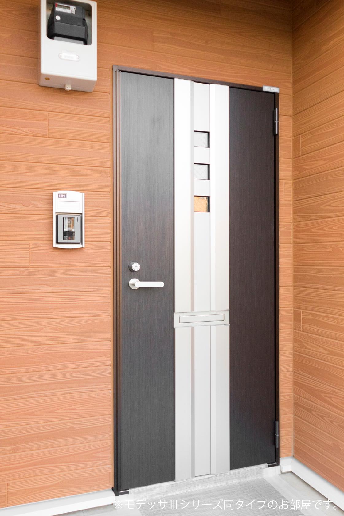 14/20 エントランス