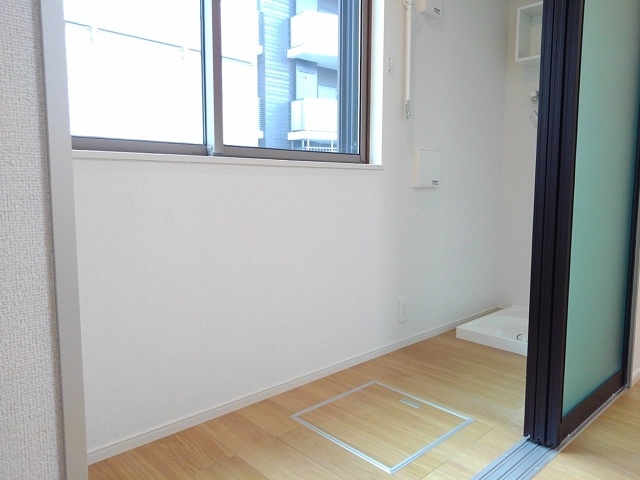 13/23 バルコニー