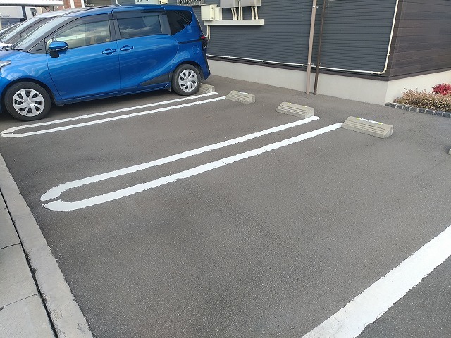 20/28 駐車場
