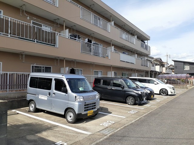 2/8 駐車場