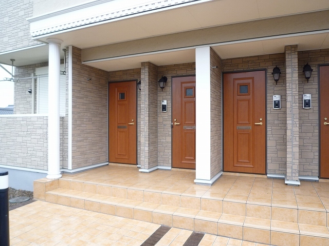 14/20 エントランス