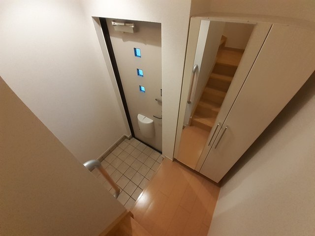 5/22 玄関
