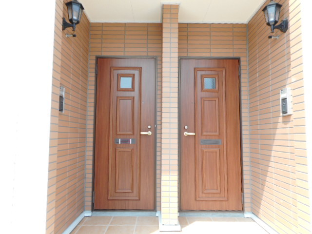 14/20 エントランス