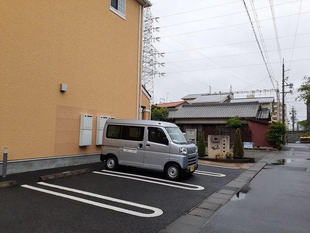 2/4 駐車場