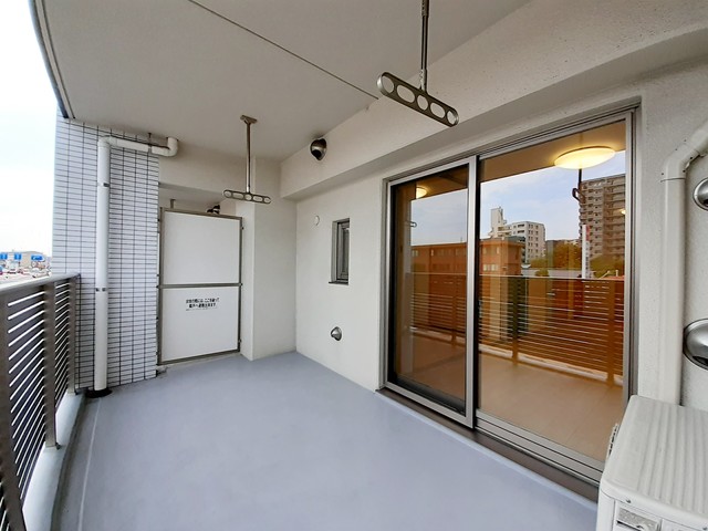 13/20 バルコニー