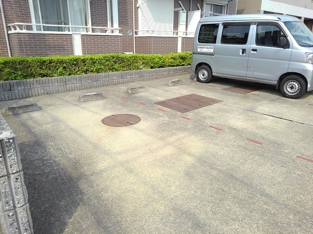 14/22 駐車場