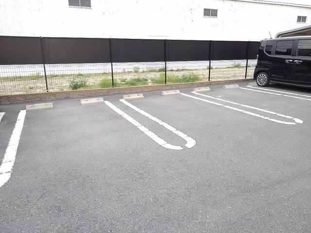 14/20 駐車場