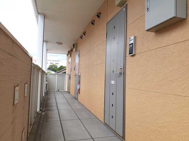 14/20 エントランス