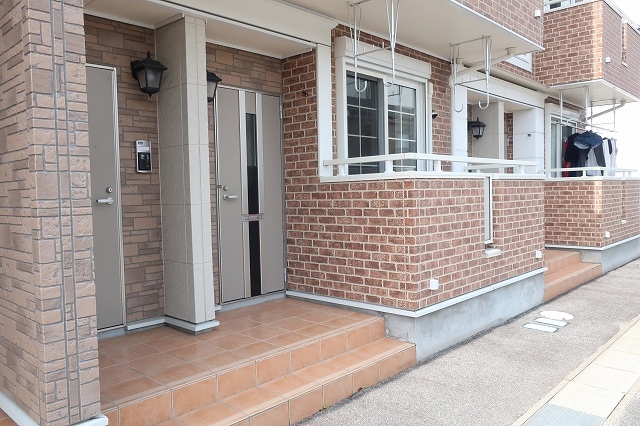 14/20 エントランス