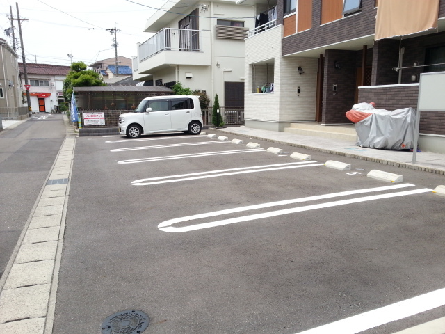 14/20 駐車場