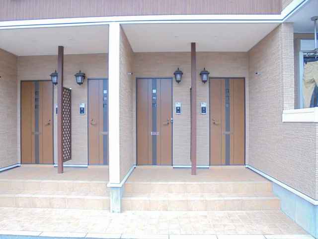 14/20 エントランス