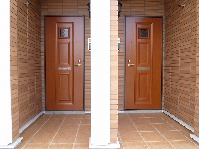 14/20 エントランス