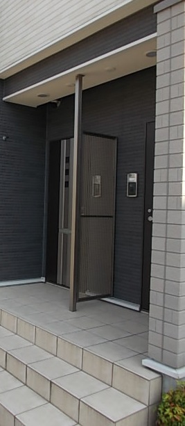 14/20 エントランス