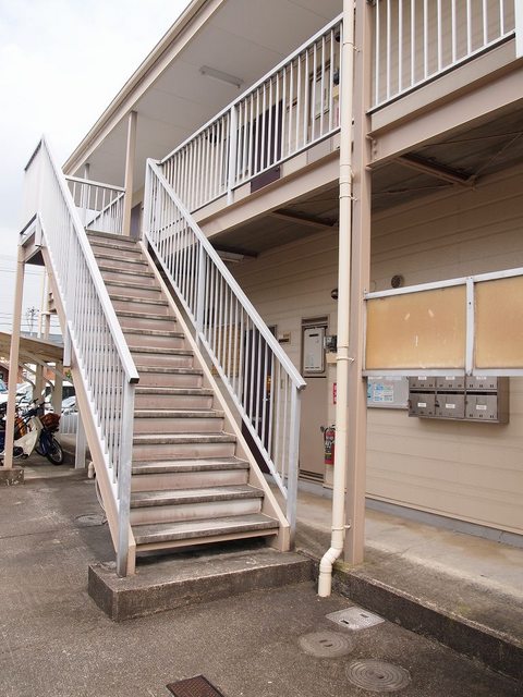 15/22 エントランス