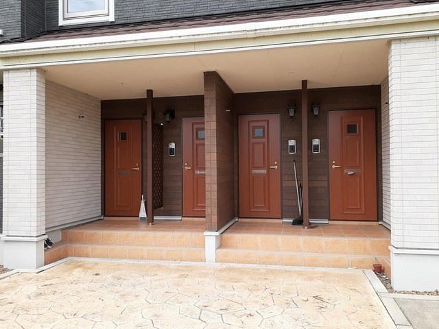 14/20 エントランス