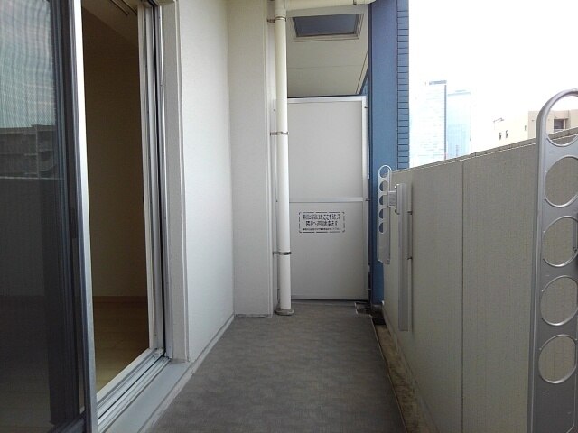 14/27 バルコニー