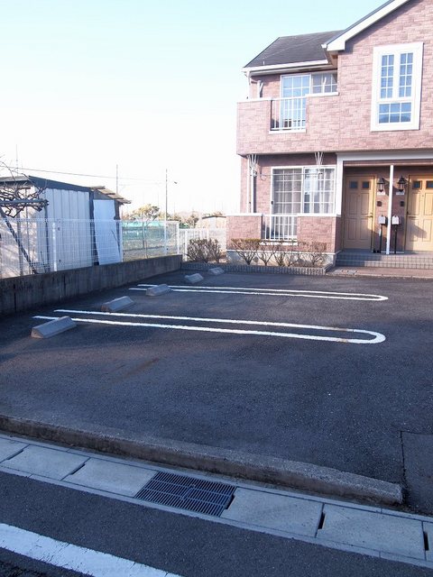 16/25 駐車場