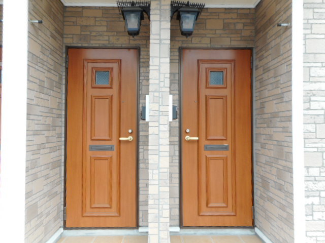 13/19 エントランス